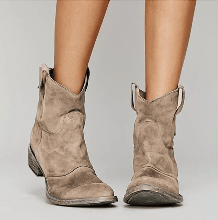 Lyla | Women&